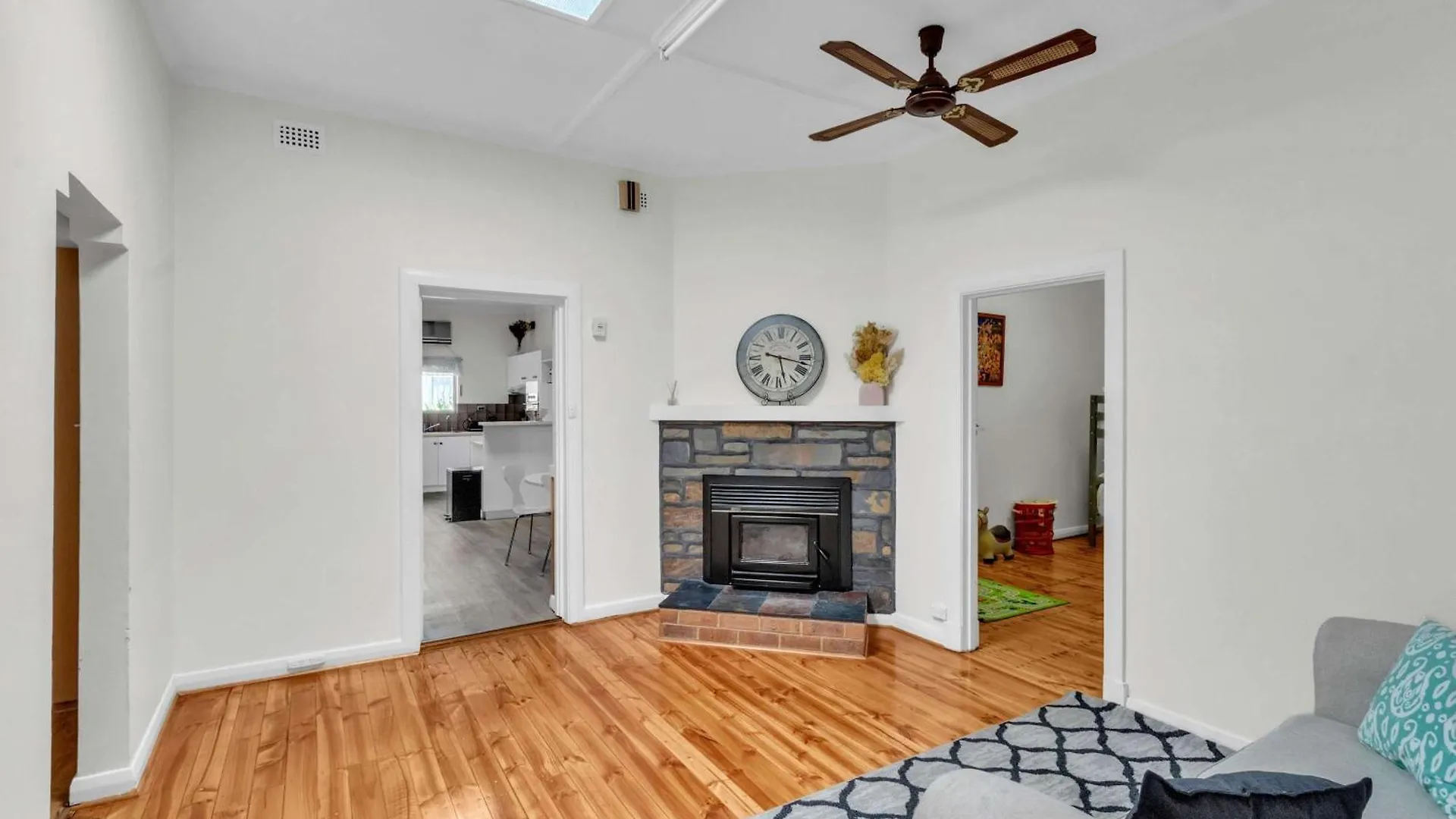Holiday home Charming Family Retreat With Arcade - Glenunga Villa Adelaide